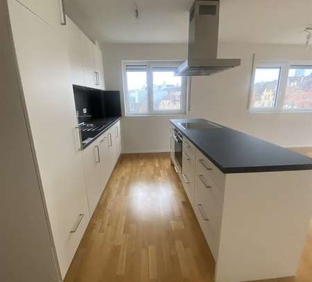 Schöne,helle, 4.Zi.Whg. inkl.EBK, Balkon, Kellerraum inkl.1xTG-Stellplatz