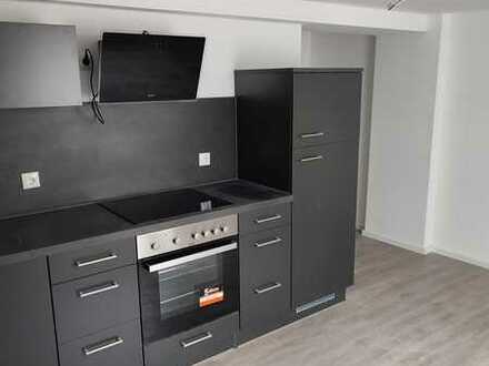 Exklusive, geräumige 2-Zimmer-Wohnung mit Einbauküche in Wiesbaden