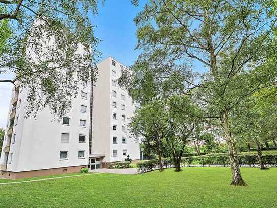 Attraktive 3-Zimmer-Wohnung mit Südloggia, optimaler Raumaufteilung und Tiefgarage in Eschborn