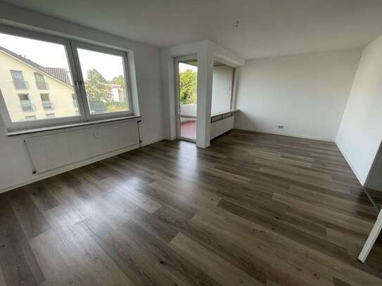 Tolle 3 Zimmer Wohnung mit Balkon