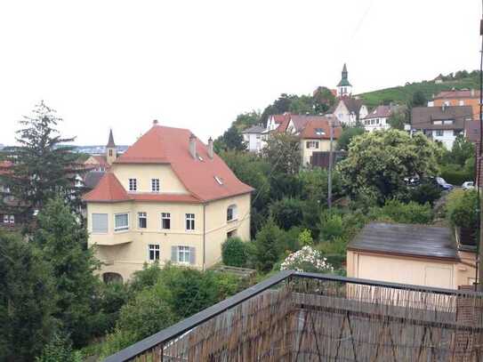 Vollständig renovierte 2-Zimmer-Wohnung mit Balkon und EBK in Stuttgart