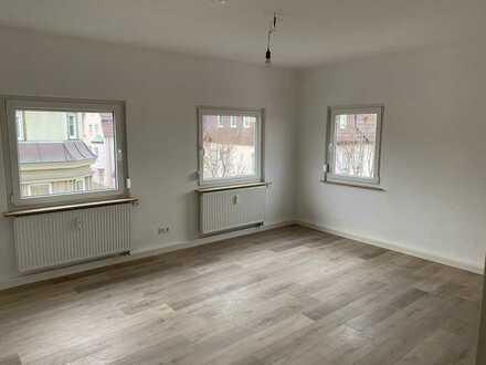 Sanierte 3-Zimmer-Wohnung mit Einbauküche in Stuttgart