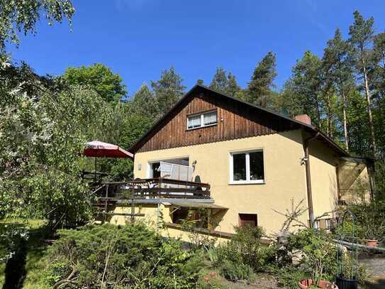 Einfamilienhaus in Traumlage auf 1.300 qm mitten im Grünen vor den Toren Berlins