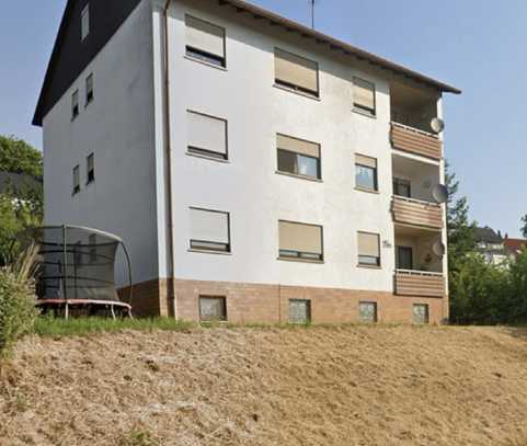 4-Parteien Mehrfamilienhaus mit großem Grundstückspotenzial