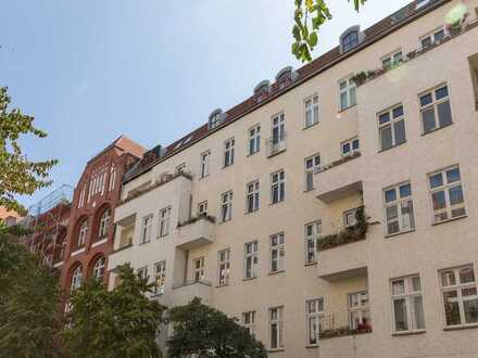 Für Kreative | "Rohbau-Perle" zum hellen, ruhigen Hinterhof