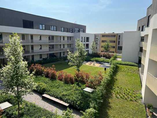 * Zentral Wohnen mit 22 m² Balkon + Einbauküche mit Blick in den Garten - ID 5328 *