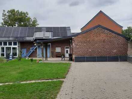 Vierkanthof Bauern-/Resthof 4 Seiten.PV-/Solaranlage.Wintergarten,Schwimmteich,Wallbox