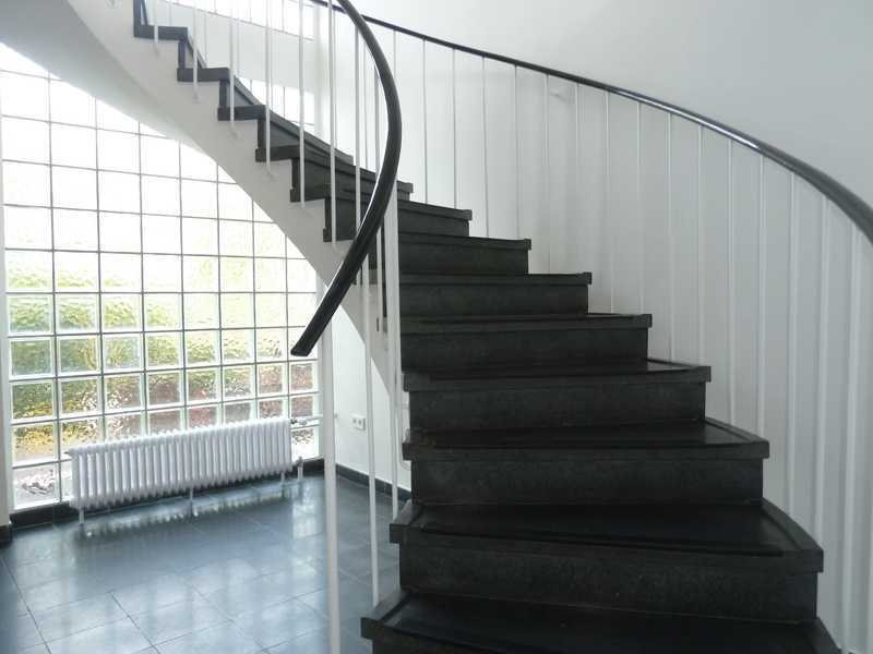 Exklusive Wohnung in der Lenbachstraße – Stilvolles Wohnen in bester Lage (befristet auf 9 Monate)