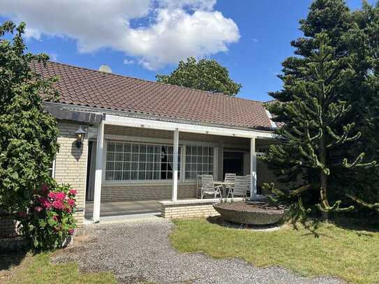 KARSTEN IMMOBILIEN ermöglicht Ihnen: Bungalow in ruhiger Lage von Petershagen / Wasserstrasse