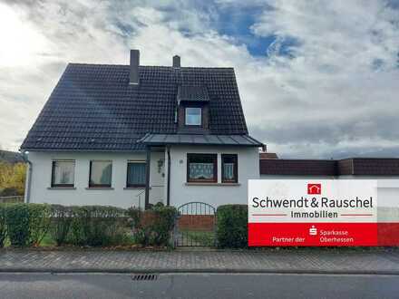 Einfamilienhaus in Schlitz mit Anbau, Gartenhaus und Garage