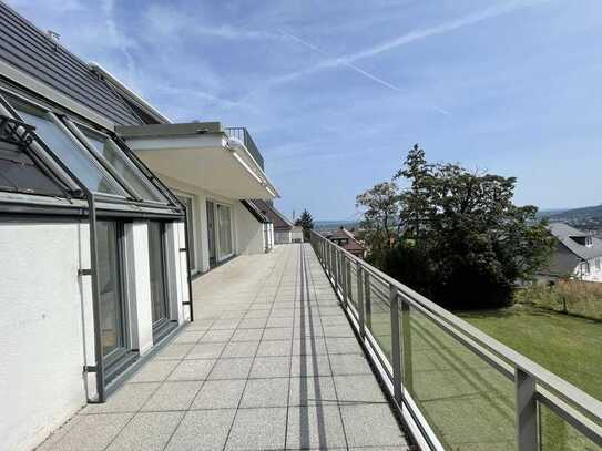 EXKLUSIVES PENTHOUSE MIT PANORAMA-TERRASSEN IN TRAUMHAFTER LAGE AM KILLESBERG/BISMARCKTURM