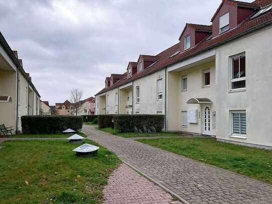 Schöne vermietete Eigentumswohnung mit Tiefgaragenstellplatz