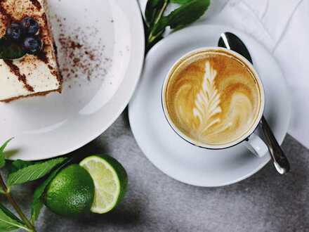 Trendcafé in Top-Stadtteillage zur Übernahme