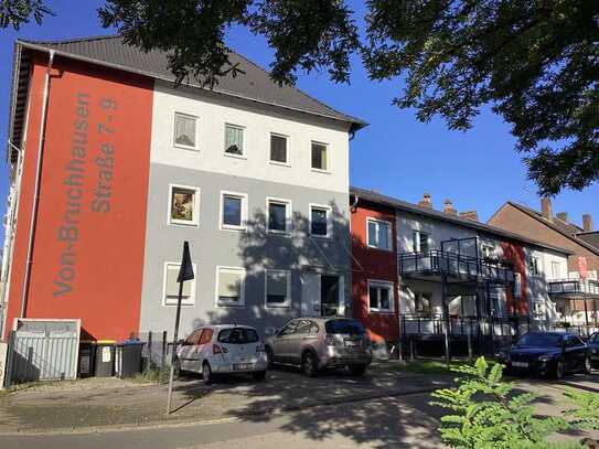 Schöne zwei Zimmer Wohnung mit Balkon