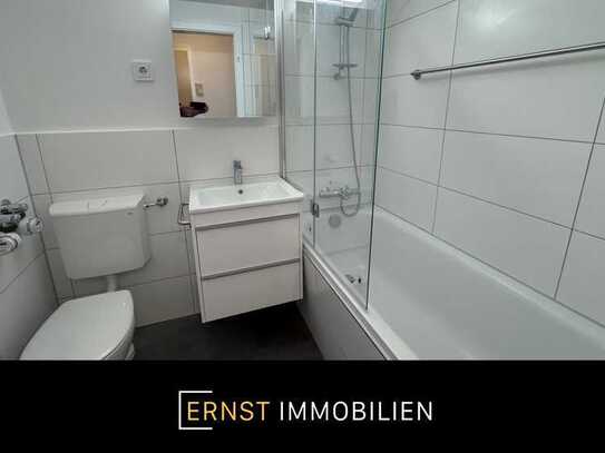 Frisch sanierte 1 Zimmerwohnung mit neuer Einbauküche, neues Badezimmer und Tiefgarage