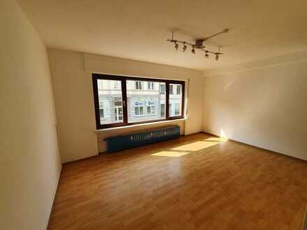 2 Zimmer-Wohnung ab 01.11.2023!