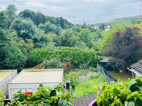 Charmante Eigentumswohnung in bester Lage mit Garage und eigenem Garten