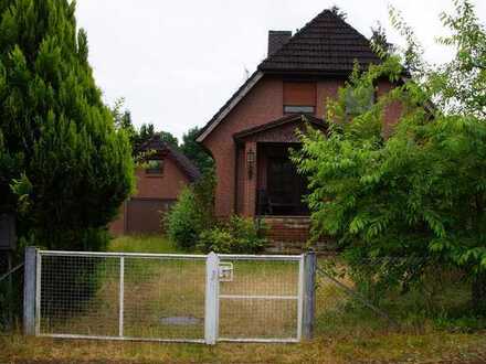 Einfamilienhaus mit Garage