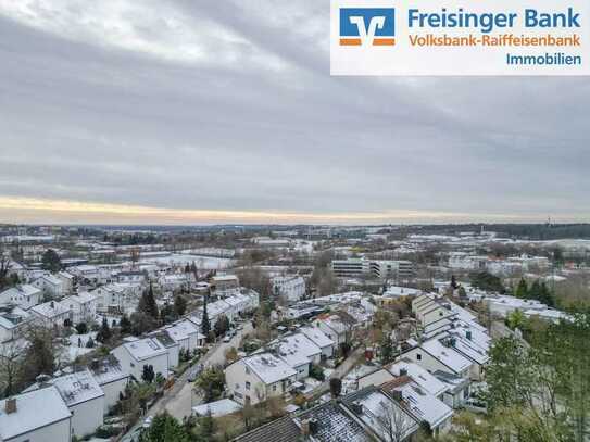 Wohnen über den Dächern von Freising: Charmante 3-Zimmer-Wohnung mit Panoramablick