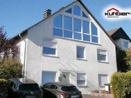 *** Zweifamilienhaus mit Einlieger-Apartment ! ***