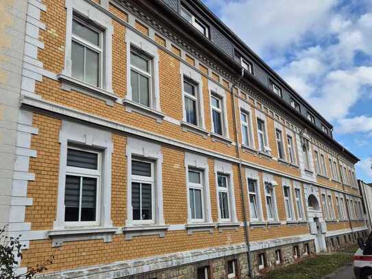 Balkon, Parkett, EBK, Stellplatz