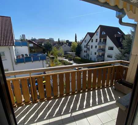 Helle 3-Raum-Wohnung mit Balkon und Einbauküche in HN-Nord