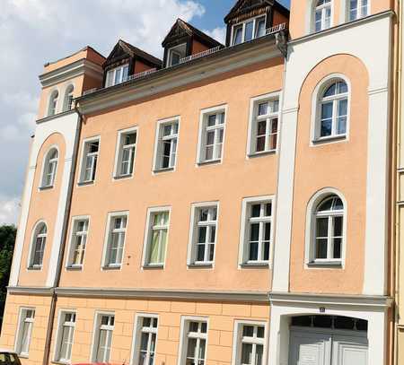 Frisch renoviert - bereit für SIE! Gemütliche 1-Raumwohnung mit Duschbad & Balkon, in zentraler Lage