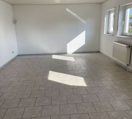 3-Zimmer-Wohnung mit Terrasse und Einbauküche in Groß-Umstadt