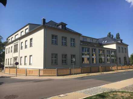 *Familienfreundliche - 3 Zimmerwohnung im Denkmal*