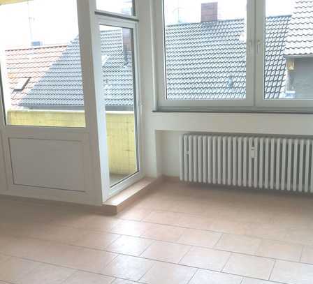 großräumige 3 Raumwohnung auf 67m² mit Balkon zu vermieten!!!