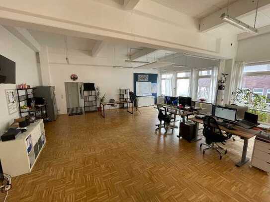 Dein perfekter Loft-Büroplatz in Hamburg Wandsbek - All-in-Miete