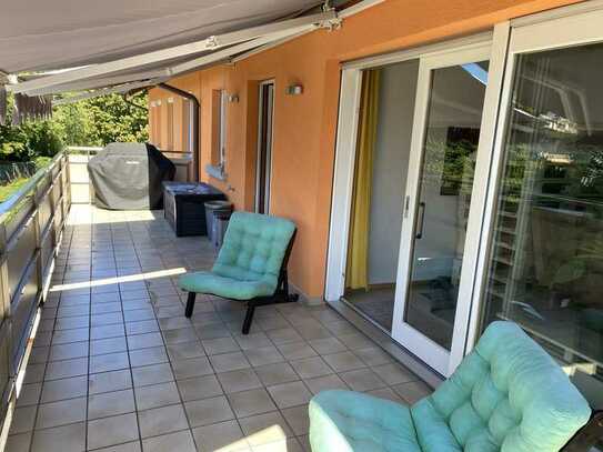 Vollständig renovierte 4-Raum-Maisonette-Wohnung mit Balkon und Einbauküche in Bad Säckingen