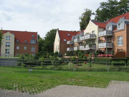 Großzügige 3-Raum-Wohnung mit Schlossblick zu verkaufen