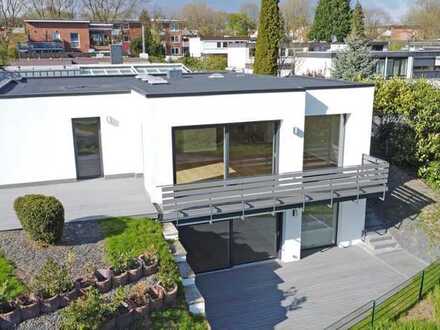 OHNE KÄUFERCOURTAGE! Saniertes Einfamilienhaus im Bungalowstil + Garage und Aufstockungsoption