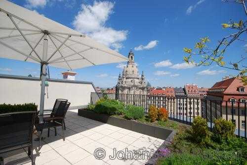 * Wohnen Sie zentral u. exklusiv im Zentrum der Stadt mit Concierge u. Dachterrasse *