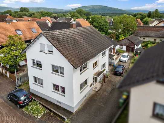 Charmantes 3-Familienhaus in Muggensturm mit großem Garten, Scheune & optionaler Ausbaumöglichkeit