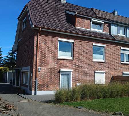 Ihr Wohntraum in Alt-Nettelnburg - Wohnen wie im eigenen Haus - Ideal für eine kleine Familie