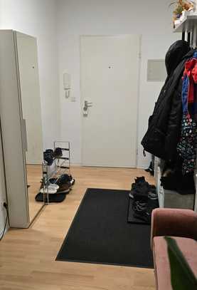 Attraktive, renovierte 3-Zimmer-Wohnung in SZ-Thiede