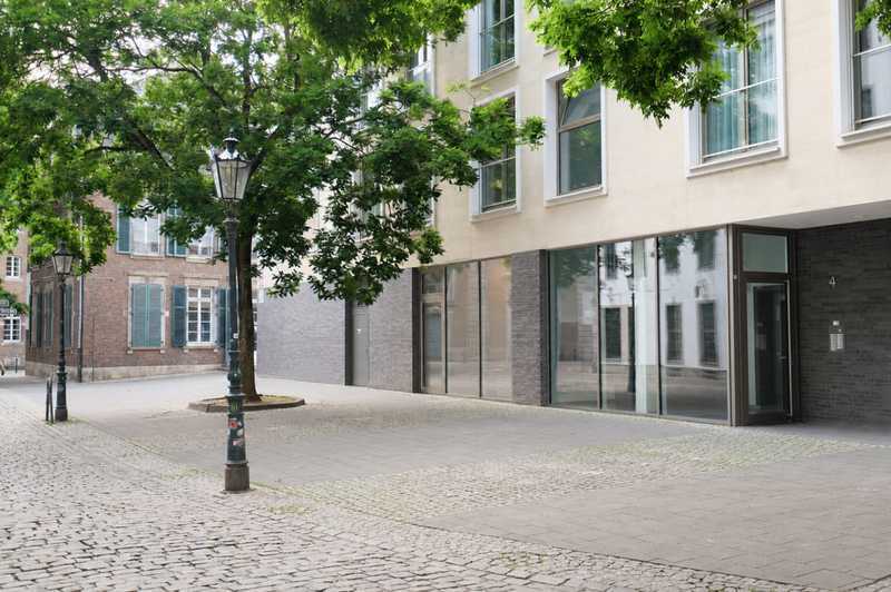                                                               Rheinblick &amp; Hafenflair &ndash; Exklusives Wohnen in einer der begehrtesten Lagen D&uuml;s&hellip;                                                       in Altstadt (München)