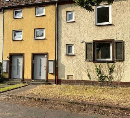 Mehrfamilien- oder Mehrgenerationenhaus mit Garten