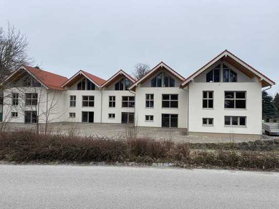 MODERNES, SCHÖNES REIHENHAUS IN RUHIGER, SCHÖNER WOHNLAGE IN LECHBRUCK AM SEE