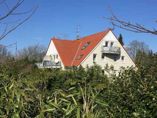 Traumhafte 3-Zimmer-Wohnung mit Balkon in herrlicher Rheinlage!