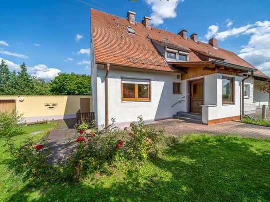 DIE Gelegenheit! Schönes, ausbaufähiges Haus im idyllischen Oberndorf am Lech in idealer Lage