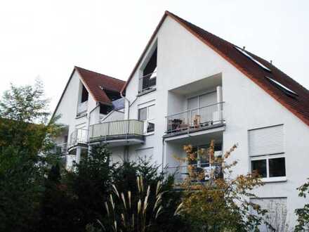 Top Wohnung mit Balkon in ruhiger Lage