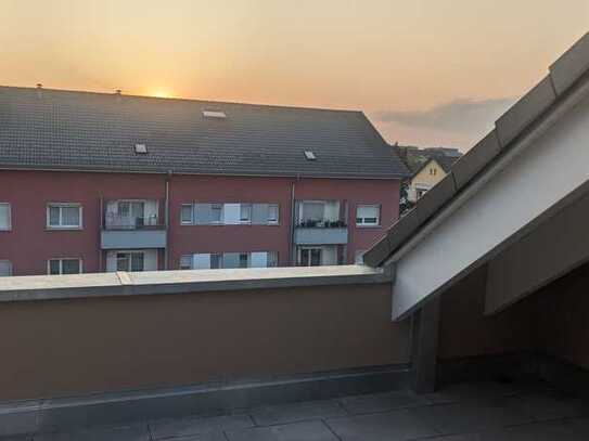 NEU: 3-Zimmer Neubau Penthouse - 2min von Tram 8