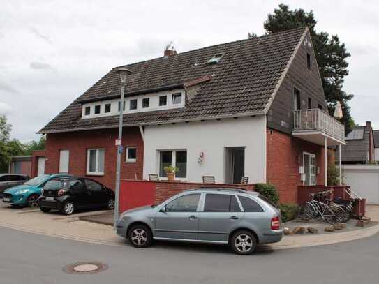 Attraktives 310 m² 4 Familienhaus ohne Renovierungsstau