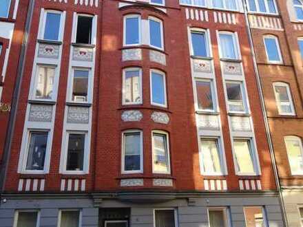 Kiel - Nähe Brauereiviertel: 2 Zimmer Eigentumswohnung mit Balkon zu verkaufen.