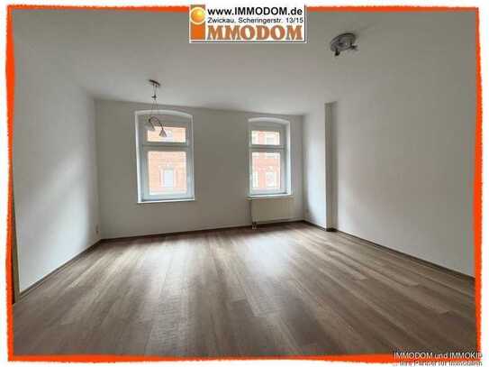 2-Zimmer- Hochparterre-Wohnung, gut geschnitten und in perfekter Lage, zu vermieten!