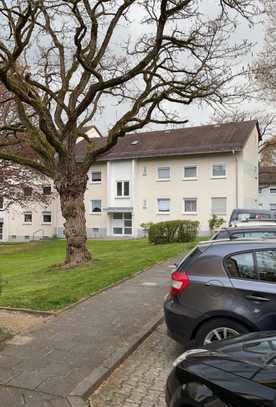 Exklusive, sanierte 4-Zimmer-Wohnung mit Balkon in Kelkheim (Taunus)