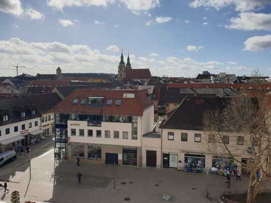 Helle 2 Zimmer-Wohnung im Marstall Ludwigsburg mit Balkon und traumhaftem Blick auf die Stadt